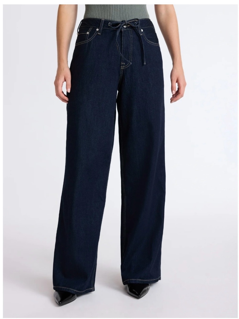 Scoop Women’s Relaxed Low Slung Jeans, Size 6